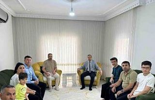 Cizre Kaymakamı Baycar, YKS’de il birincisi olan...