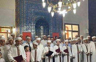 Çorum’da 44 öğrenci hafız olmanın heyecanını...