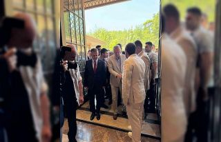 Cumhurbaşkanı Erdoğan cuma namazını Okluk Millet...