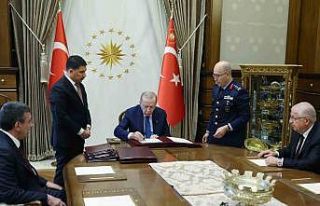 Cumhurbaşkanı Erdoğan YAŞ kararlarını imzaladı