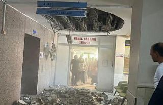 Denizli Devlet Hastanesinde yaşanan tavan çökmesinde...