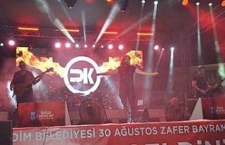 Didim’de 30 Ağustos coşkusu konserle kutlandı
