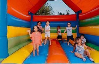 Didimli çocuklar yaz şenliklerinde doyasıya eğlendi