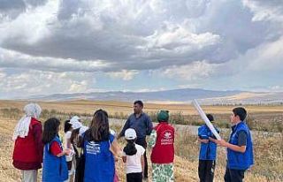 Diyadin’de gençler hasat sevincine ortak oldu