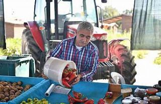 Doğal Ürünler Bahçesi ve Pazarı’na yoğun ilgi