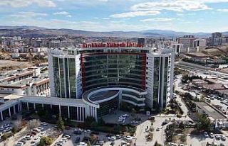 Doktorların e-imzasını kullanarak yeşil reçeteli...