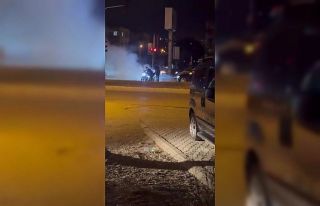 Düğün konvoyunda kırmızı ışığı fırsat...