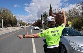 Düzce’de 440 hızlı sürücü radara girdi