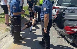 Edirne’de motosiklet, yayaya yol veren otomobile...