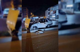 Eğirdir’de alkollü sürücü direğe çarptı:...