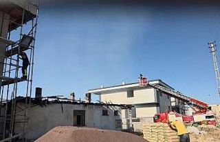 Elazığ’da çatı yangını