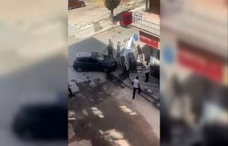 Elazığ’da kaza yapan otomobil yan yattı: 1 yaralı