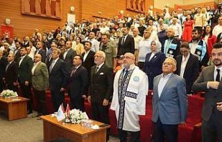 Elitaş’a fahri doktora verildi