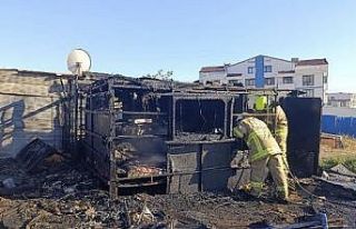 Erdek’te baraka yangını söndürüldü