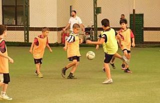 Erzincan’da yaz spor okulları devam ediyor