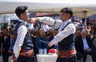 Erzurum’da halk pazarı açıldı