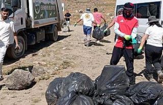 Esendere Belediyesi gönüllerle Sat Gölleri’nde...
