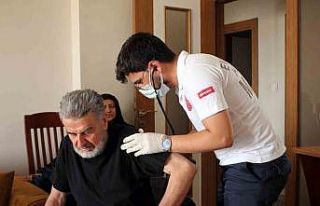 Evde sağlık hizmetleri hastalara umut oluyor
