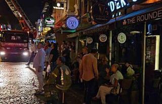 Fatih’e otelde korkutan yangın: Konaklayanlar tahliye...
