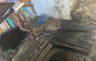 Fırında unutulan yemek az daha evi yakıyordu