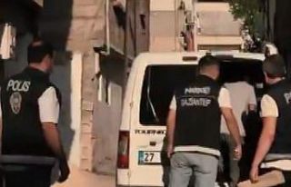 Gaziantep’te uyuşturucu tacirlerine operasyon:...