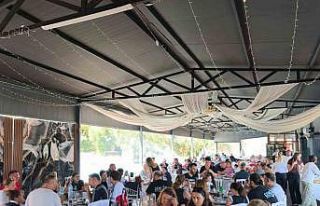 Gemlik Beşiktaşlılar Derneği üyeleri kahvaltıda...