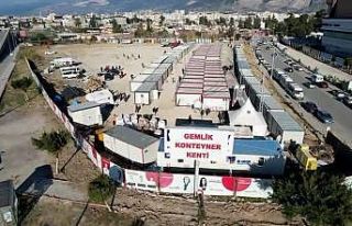 Gemlik halkının yardımları çürümeye terkedildi