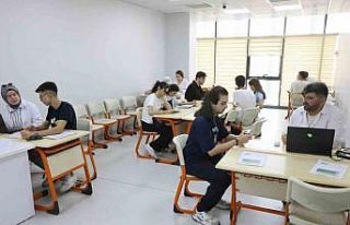 Gençler üniversite hayallerine kavuştu