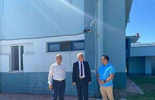 Gençlik ve Spor İl Müdürü Arslantürk spor alanlarını...