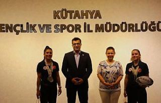 Gençlik ve Spor İl Müdürü Küçük, şampiyon...