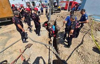 Göçükte kalan işçi kurtarıldı