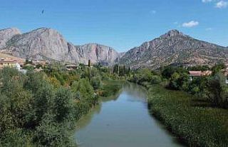 Görüntüsü ile mest eden Kazankaya Kanyonu, dron...