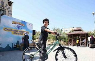 "Güle oynaya camiye gel" projesi çerçevesinde...