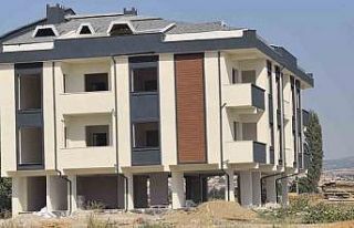 Havalandırma boşluğuna düşen inşaat işçisi...