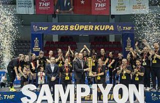 Hentbol Kadınlar Süper Kupa, Bursa Büyükşehir...