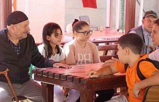 Huzurevinde spor ve keyif dolu gün