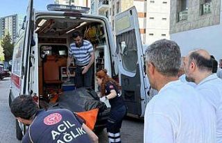 İki hafta önce işe başlayan bina görevlisi, elektrik...