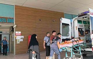 İkinci kattaki balkondan düşen çocuk ağır yaralandı