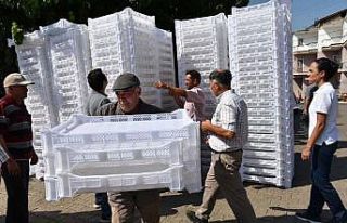 İncir üreticilerine kurutma kerevitleri dağıtıldı