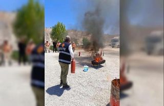 İtfaiye Müdürlüğü’nden uygulamalı eğitim