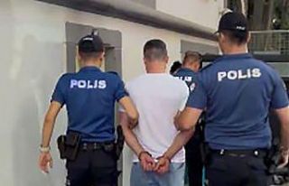 İzmir’de 24 yıl hapis cezası bulunan firari yakalandı