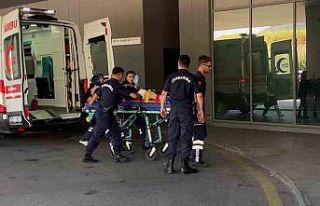 Jandarma personeli meslektaşı tarafından kazara...