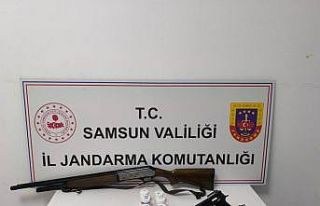 Jandarma uyuşturucu hap ve silah ele geçirdi