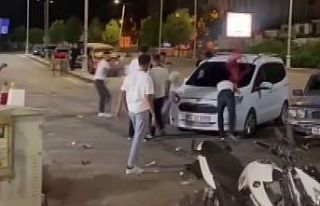 Kahramanmaraş’ta araca taşlı  saldırı