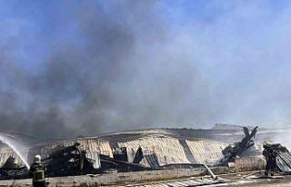 Kahramanmaraş’taki kağıt fabrikası yangını...