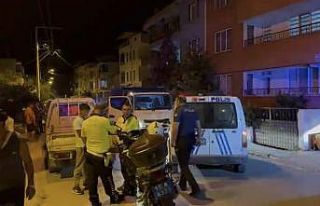 Kamyonetle gezerken polise yakalanan çocuk polis...