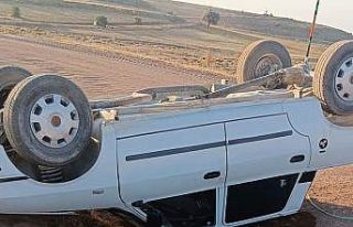 Karaman’da kontrolden çıkan pikap devrildi: 1...