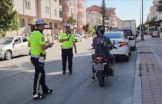 Karaman’da trafik kurallarına uymayan 401 motosiklete...
