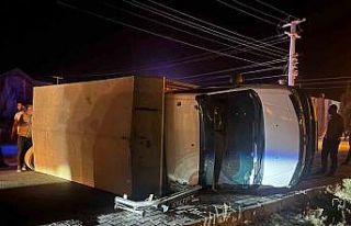 Karapınar’da kamyonet ile otomobil çarpıştı:...