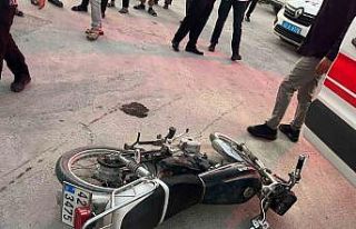 Karapınar’da motosiklet otomobille çarpıştı:...